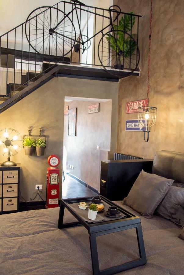 Industrial Apartment Near Duomo Milaan Buitenkant foto